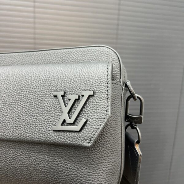 New Collection LV Bag 1917