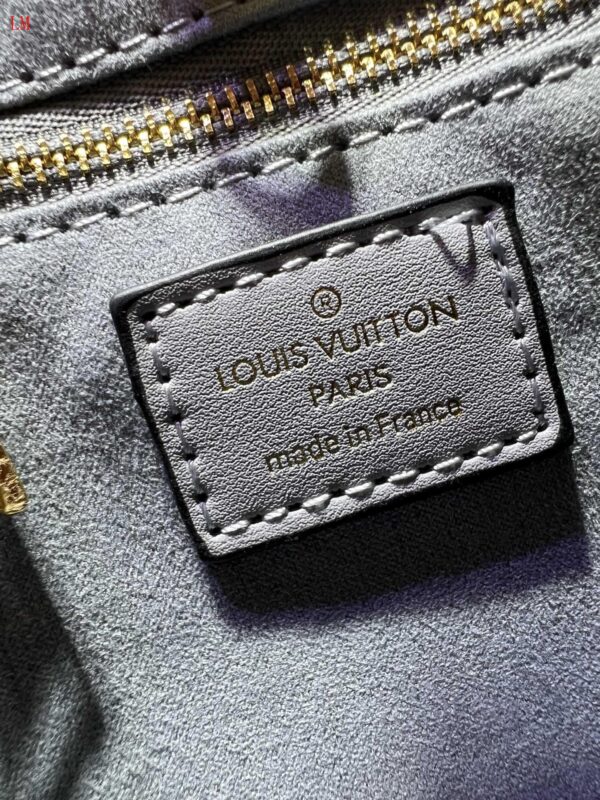 New Collection LV Bag 1981