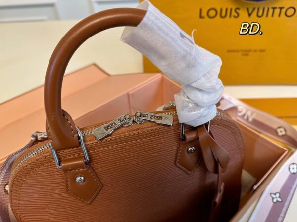 New Collection LV Bag 2003