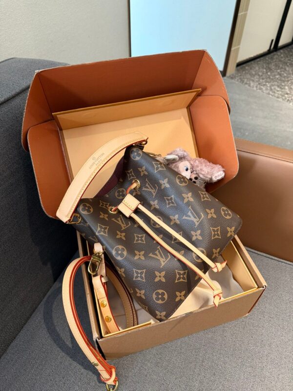 New Collection LV Bag 1950