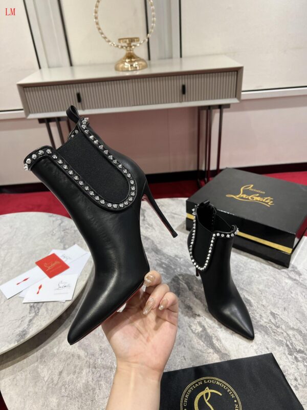 New Collection Christian Louboutin Shoes 022