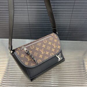 New Collection LV Bag 1915