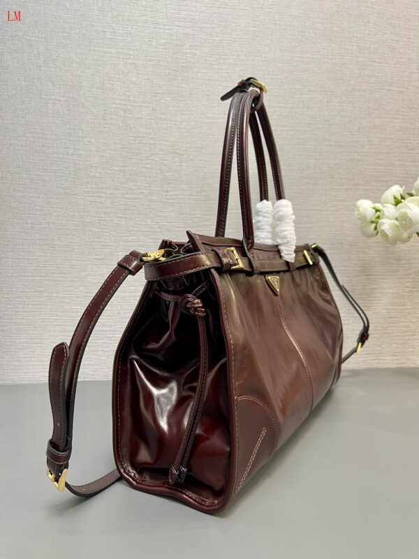 New Collection Prada Bag 143