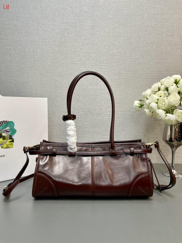 New Collection Prada Bag 142