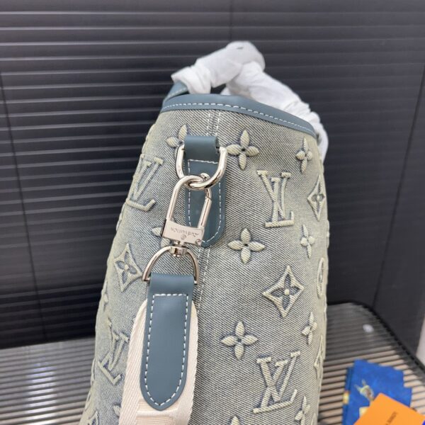 New Collection LV Bag 2052