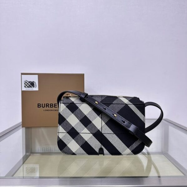 New Collection Burberry Bag 082