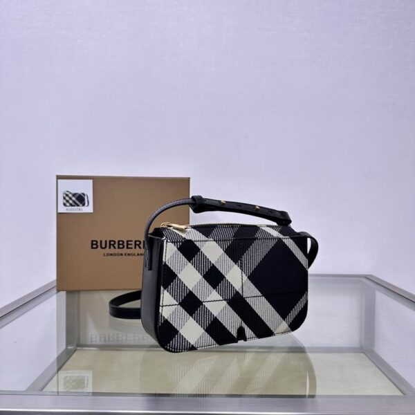 New Collection Burberry Bag 082