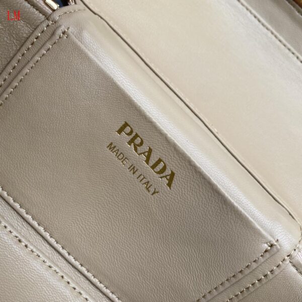 New Collection Prada Bag 153