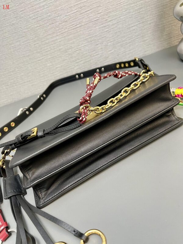 New Collection Prada Bag 146