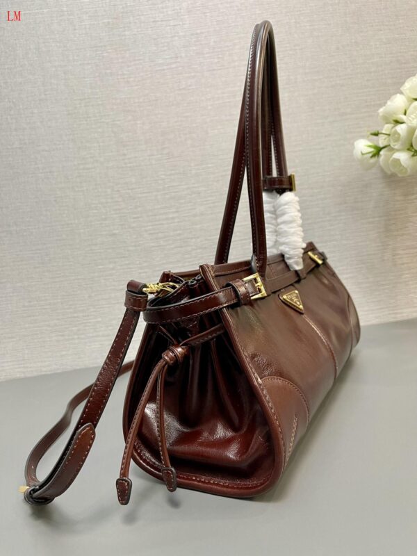 New Collection Prada Bag 142