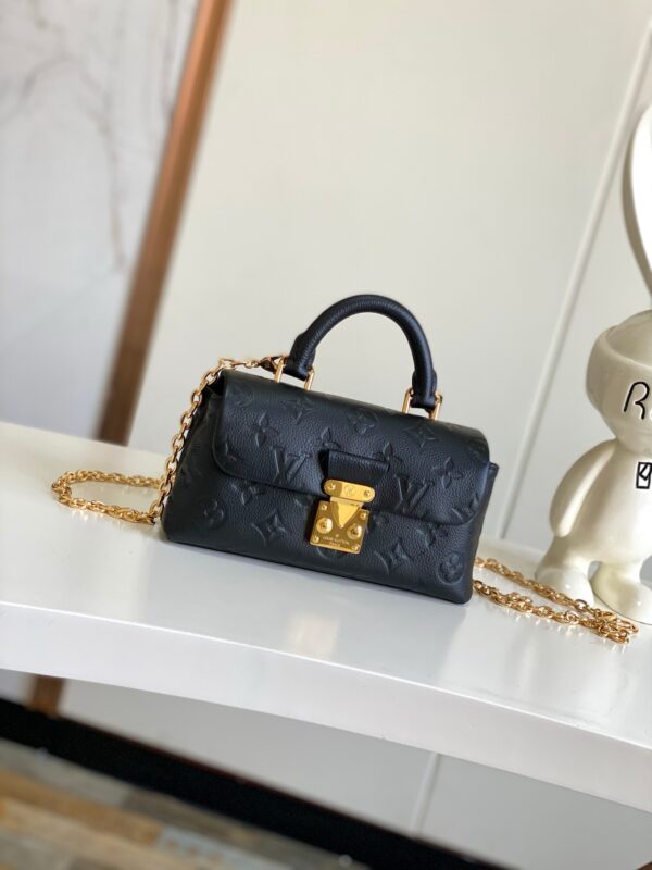 New Collection LV Bag 2042