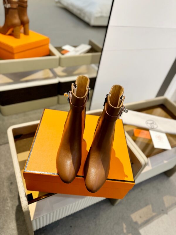 New Collection Hermes Shoes 053