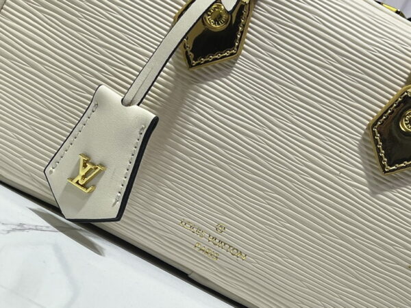 New Collection LV Bag 2032