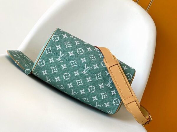 New Collection LV Bag 2056