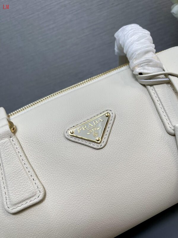 New Collection Prada Bag 156