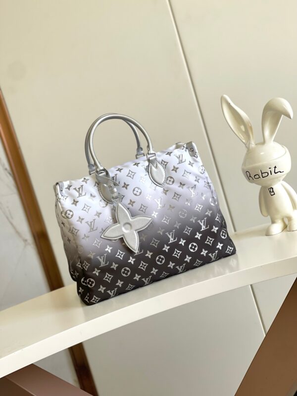 New Collection LV Bag 2051