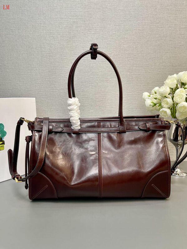 New Collection Prada Bag 143