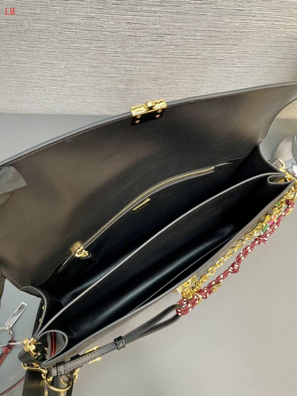 New Collection Prada Bag 145