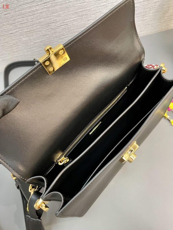 New Collection Prada Bag 146