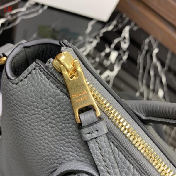 New Collection Prada Bag 152