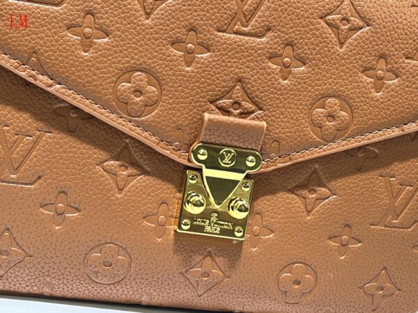 New Collection LV Bag 2023