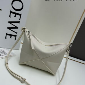 New Collection Loewe Bag 024