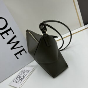 Loewe S060623 23x15 5x6 5cm jj32 1767175