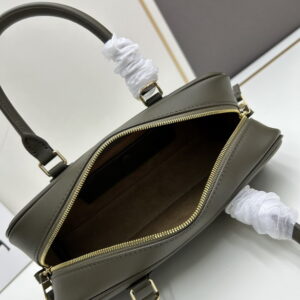 New Collection Loewe Bag 001 9 Loewe S062417 23x10x11cm jj18 1855484