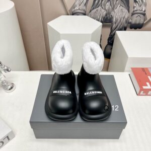 New Collection Balenciaga Shoes 002