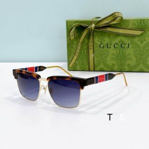 Gucci GG0844 55 17 145 F06 2819751