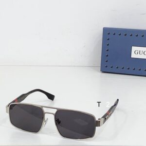 Gucci GG140 55 17 145 b02 2844070