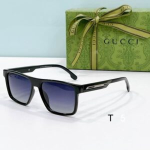 Gucci OLD8074 52 16 147 F05 2823605