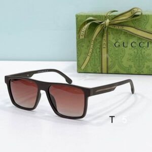 Gucci OLD8074 52 16 147 F06 2823604