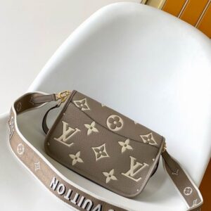 M46583 23X16X8.5cm WP 2 1950715