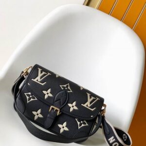 M46584 23X16X8.5cm WP 0 1950726