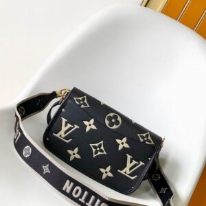 M46584 23X16X8.5cm WP 2 1950724