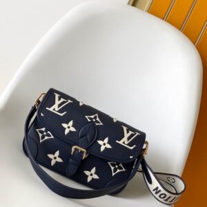 M47161 23X16X8.5cm WP 0 1950753