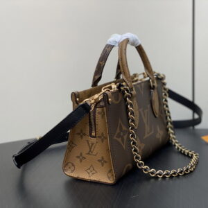 On M14236 13x10x25cm gf2 1945295