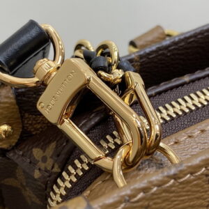 On M14236 13x10x25cm gf6 1945291