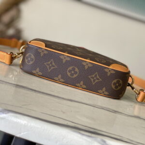 Trocadero M14058 20x13x6 5cm gf4 1947543