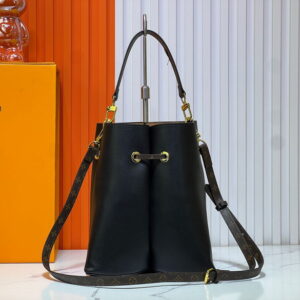 Bloom M13843 16x21x21cm ss6 1956404