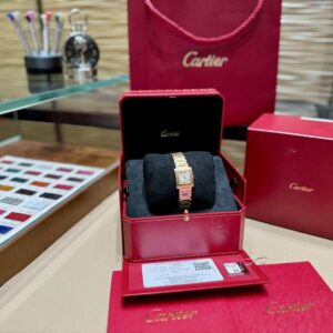 Cartier 25.7X21.2mm 70 (9) 2695000