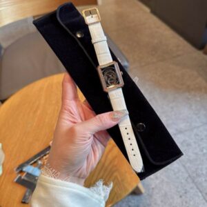 Chanel 34.6X26.7mm 13 (36) 2897788