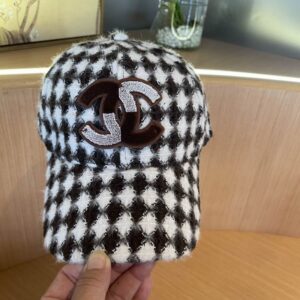 Chanel cap (67) 2591433