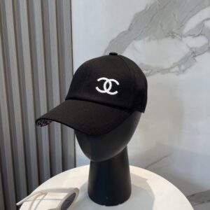 Chanel cap dx (80) 2948283