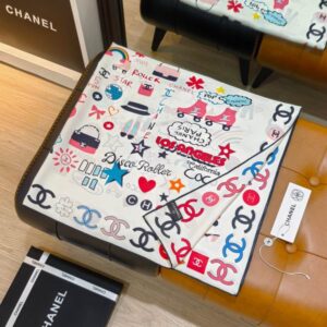 Chanel silk scarf 90X90cm E21 (8) 2937700