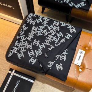 Chanel silk scarf 90X90cm E22 (8) 2937709