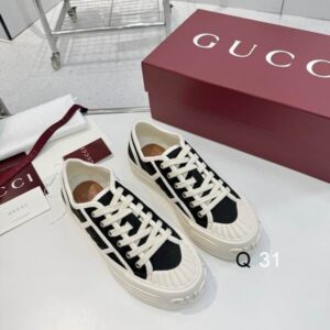 New Collection Gucci Shoes 346