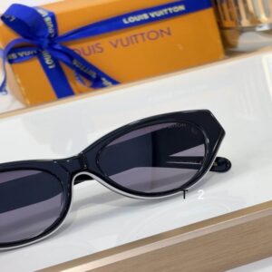 LV Z2686U 53 22 145 C08 2955840