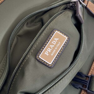 Prada 2VH176 18x15x5cm AP11 1958129